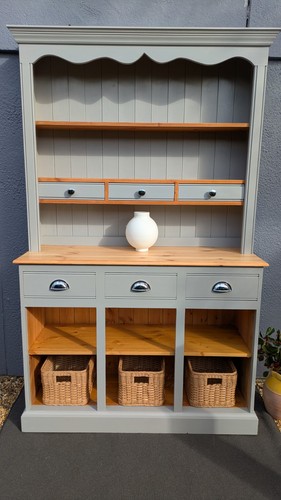 Solid pine painted dresser