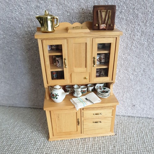 Vintage dolls house - dolls, kitchen