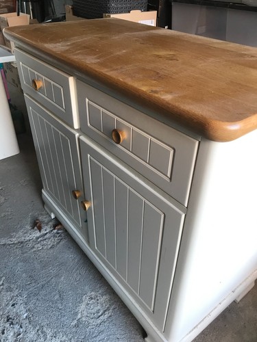 Dresser used welsh style - -,