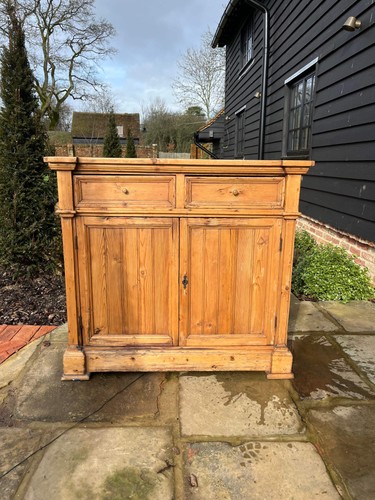 Pine kitchen dresser - pine,