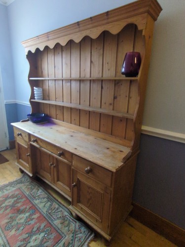 Huge traditional welsh - huge, dresser